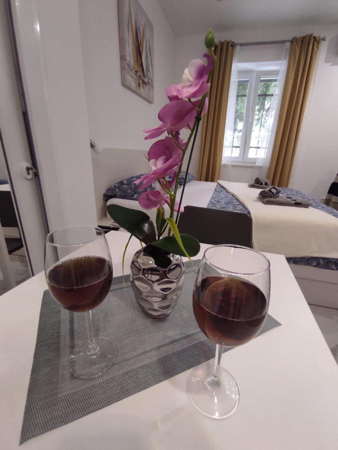 Zoxi Apartmani Сплит Экстерьер фото
