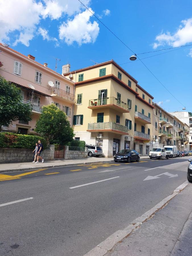 Zoxi Apartmani Сплит Экстерьер фото
